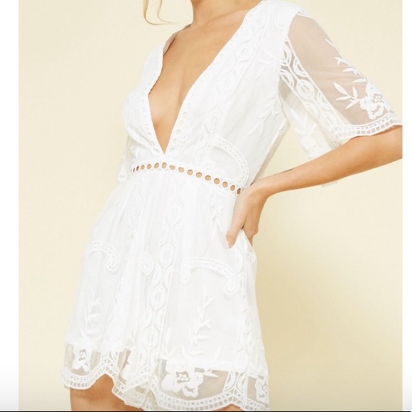 Crochet lace romper - Picture 6 of 6